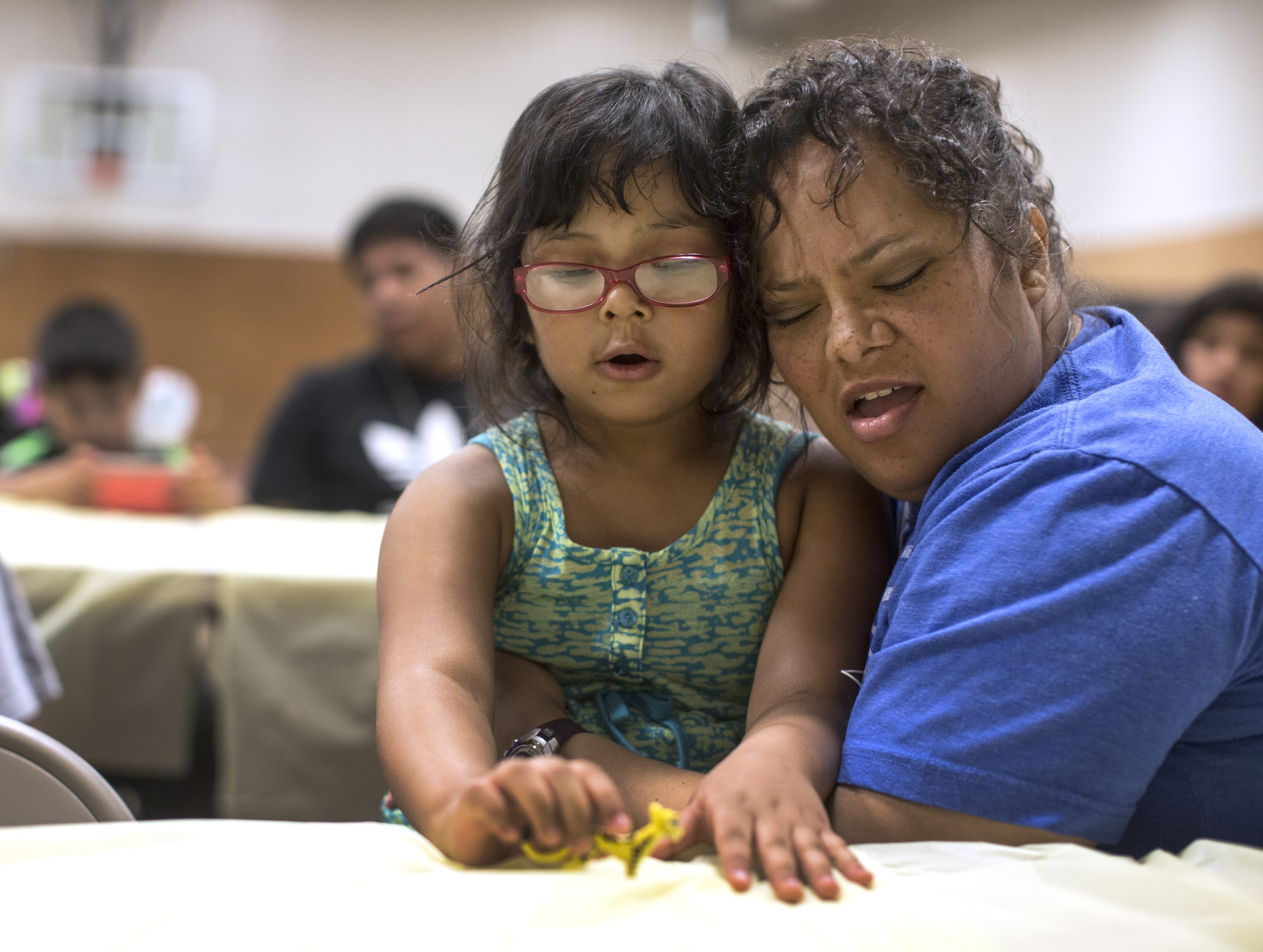 Native American Ministries Sunday Mother and Daughter