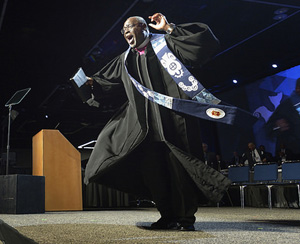 Bishop James Swanson is a powerful preacher. Photo by Paul Jeffrey, United Methodist News Service.