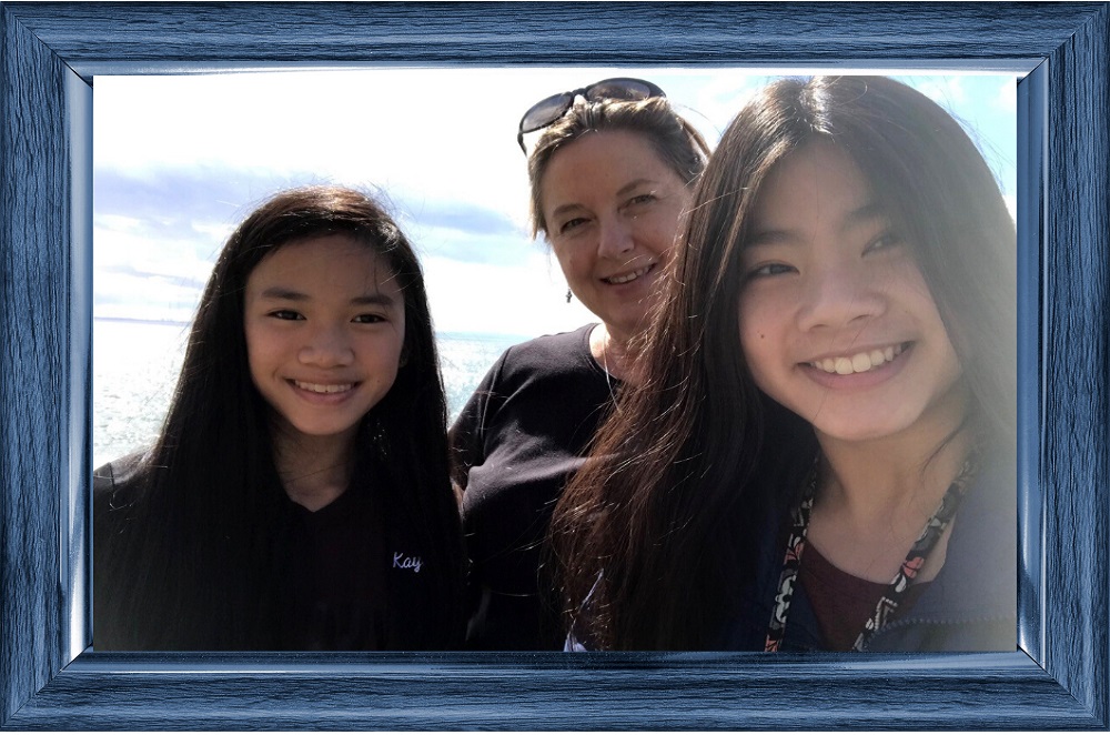 Rev. Leslie Daniels  from Dunlap UMC in Dunlap, Tennessee, with her daughters. Photo courtesy of Holston Conference of The UMC 