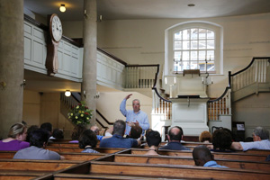 John Wesley a développé le modèle des sociétés, des classes et des bandes pour les habitants de Bristol, et l’a rapidement utilisé dans d’autres endroits également. Photo de Kathleen Barry, United Methodist Communications.