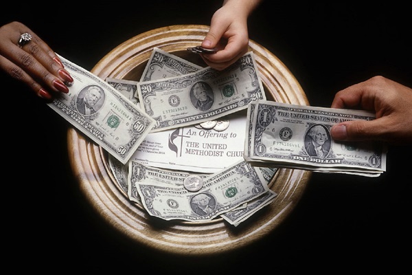 United Methodists share why they give to their local churches. Photo by Mike DuBose, UM News