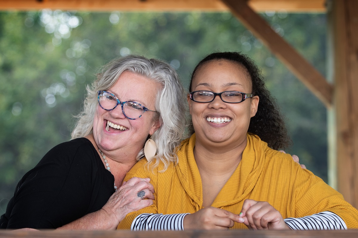 United Methodist Melissa Shaneyfelt (left) donated one of her kidneys to Kayla Hogan (right) in June of 2018. They did not know each other until Shaneyfelt read about Hogan's need of a kidney on Facebook. Photo by Mike DuBose, United Methodist Communications