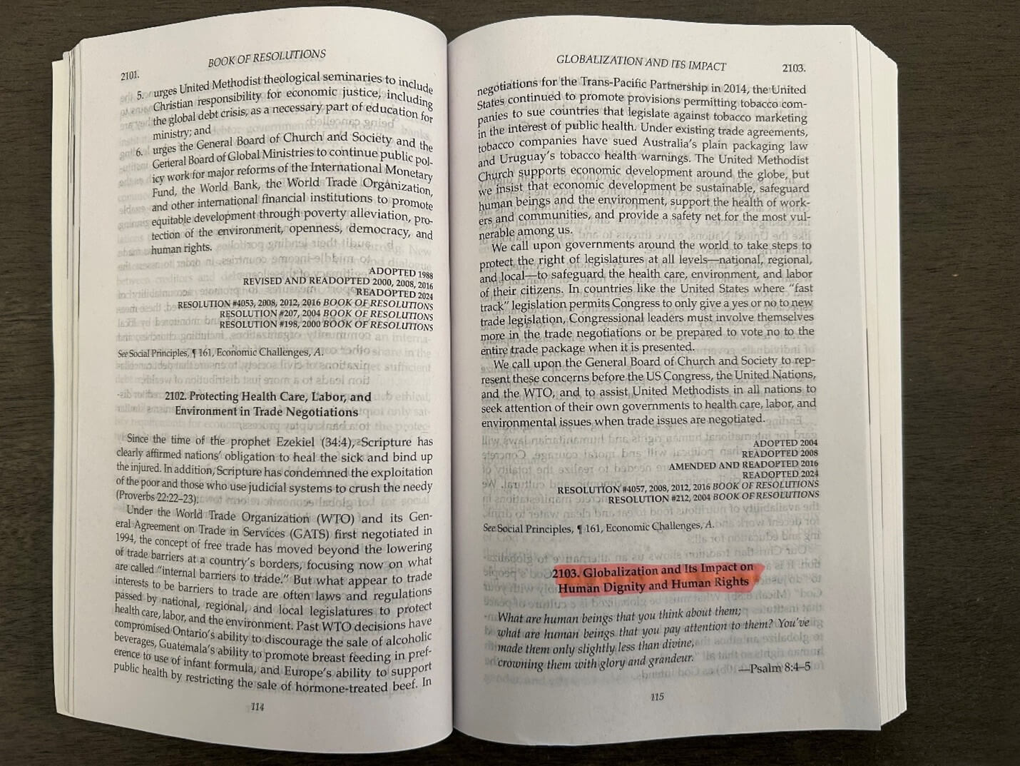 2020/2024년 「연합감리교회 결의안집」의 결의안 2013. 사진, 김응선 목사, 연합감리교뉴스. 