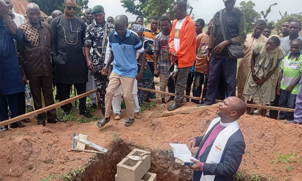 Bishop Ande I. Emmanuel with members of the Bansuwe community during the groundbreaking ceremony for the United Methodist Clinic in Taraba State. Photo by Rev. Filibus Bakari Auta